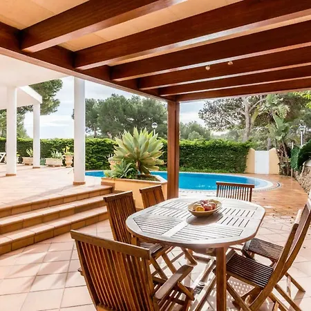 Gran Con Piscina Delante La Playa Cala Blanca Cala Blanca (Menorca)