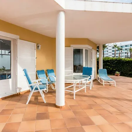 Gran Con Piscina Delante La Playa Cala Blanca Вилла