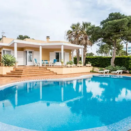 Вилла Gran Con Piscina Delante La Playa Cala Blanca Кала-Бланка