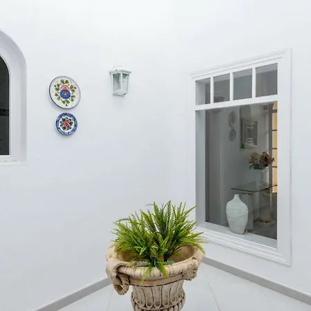Вилла Gran Con Piscina Delante La Playa Cala Blanca *